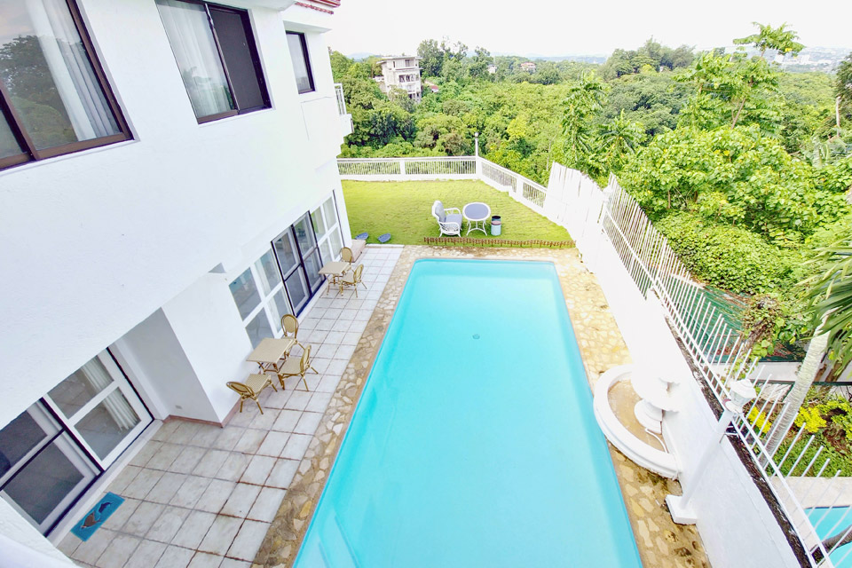 하늘-풀빌라-수영장.jpg